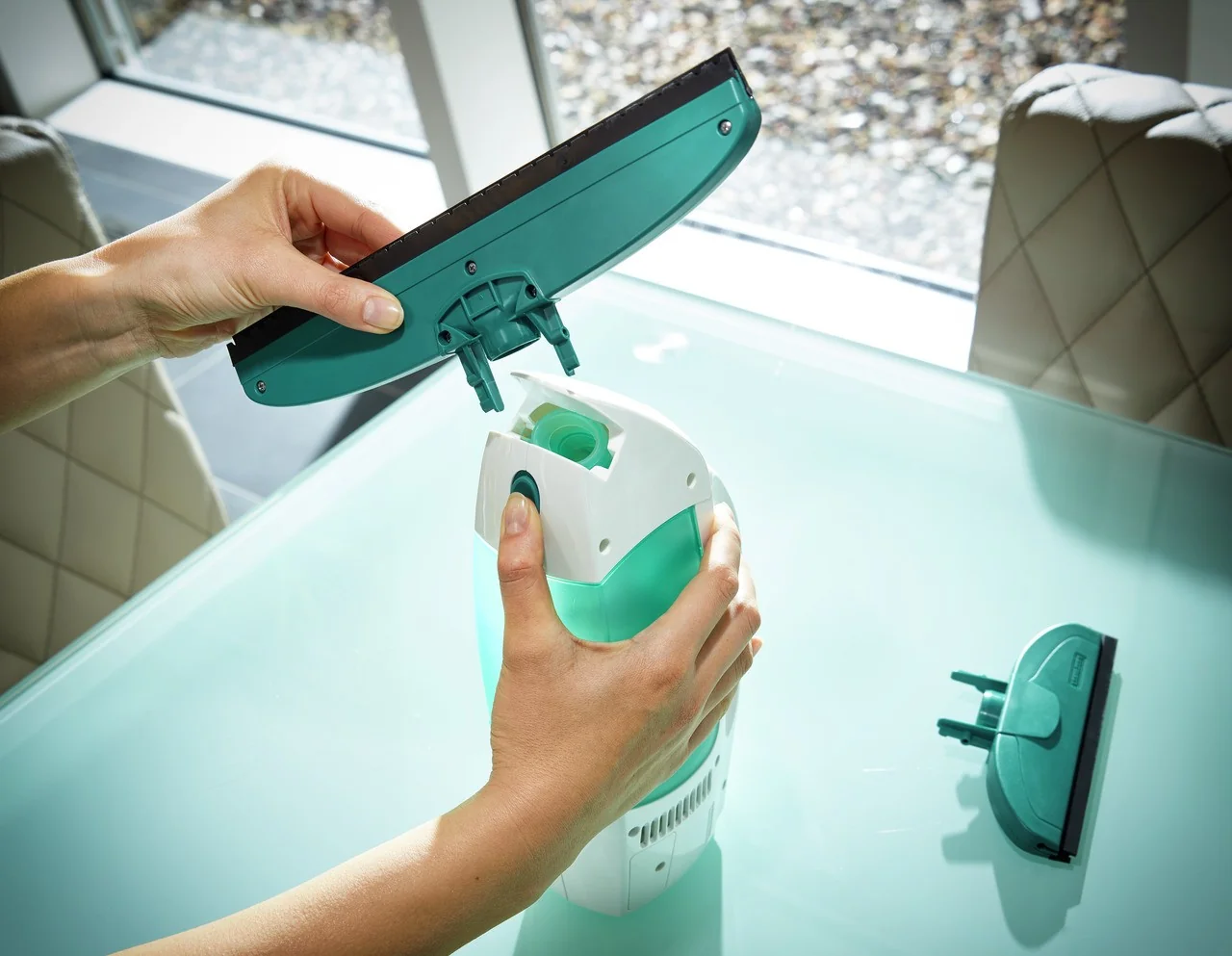 Leifheit Vysávač na okná Window Cleaner 1×1 ks, vysávać na okná