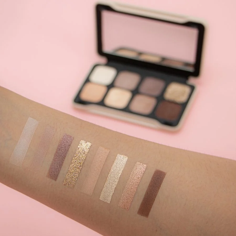 Revolution Forever Flawless Dynamic Serenity paletka očných tieňov 1×1 ks, paletka očných tieňov