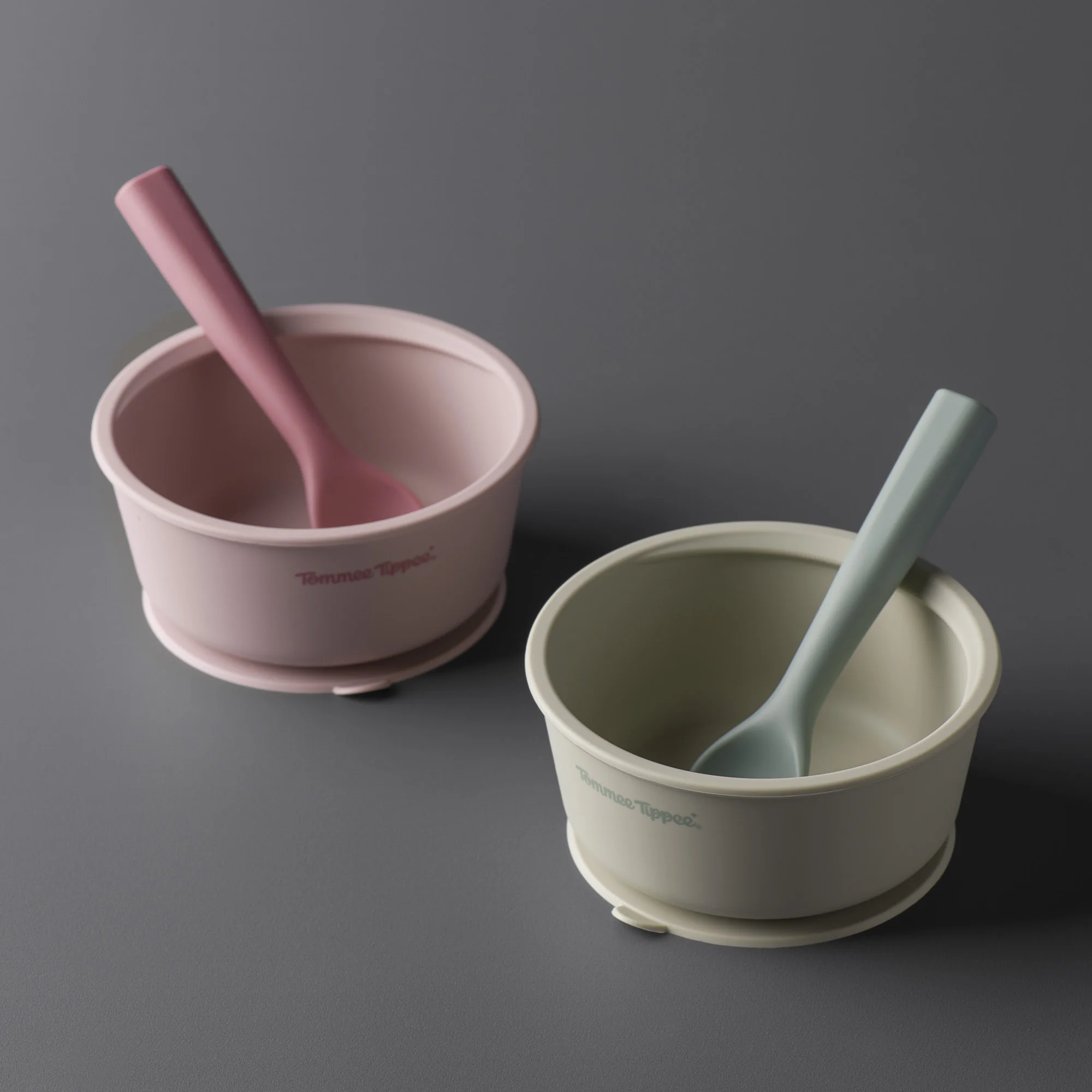 Tommee Tippee Silikón. miska s prísavkou a lyžičkou ružová 1 set