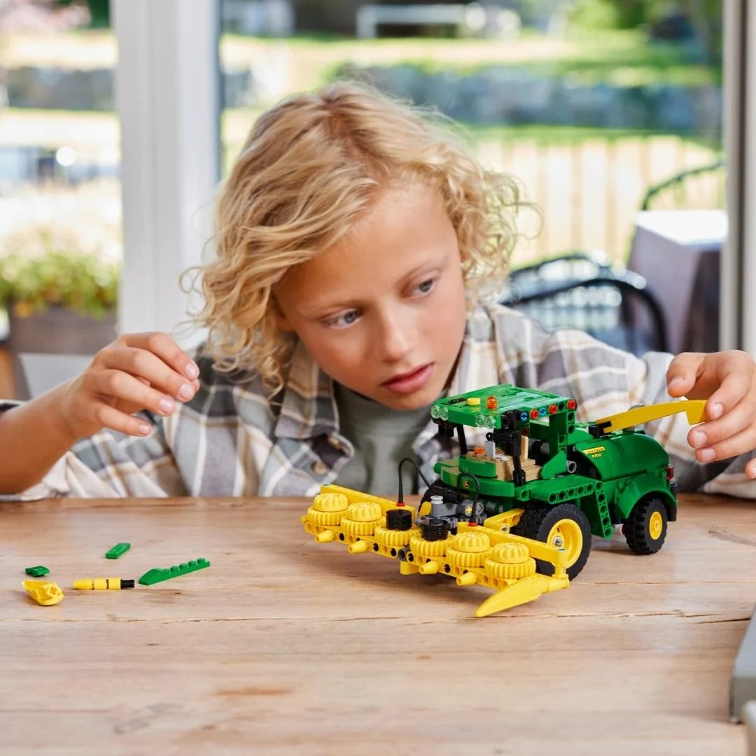 LEGO® Technic™ 42168 John Deere 9700 Forage Harvester