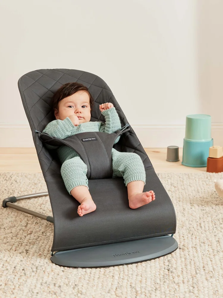 BABYBJÖRN Lehátko Bliss Cotton, Anthracite 1×1 ks