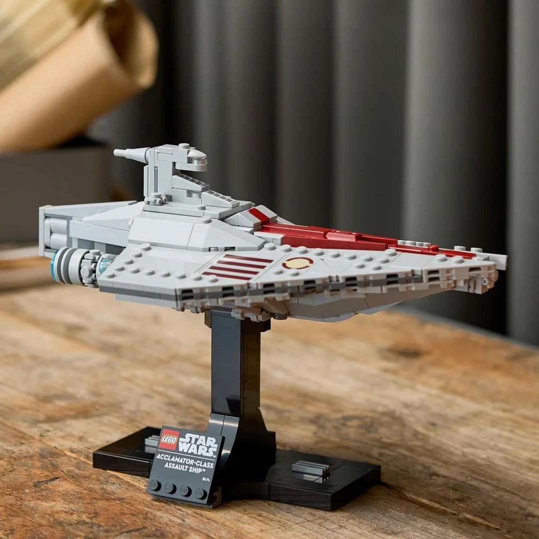 LEGO® Star Wars™ 75404 Útočná loď triedy Acclamator