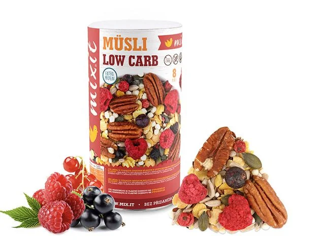 MIXIT MUSLI LOW CARB LESNE OVOCIE 500G 1×500 g, müsli so sušeným ovocím a proteínovými chrumkami