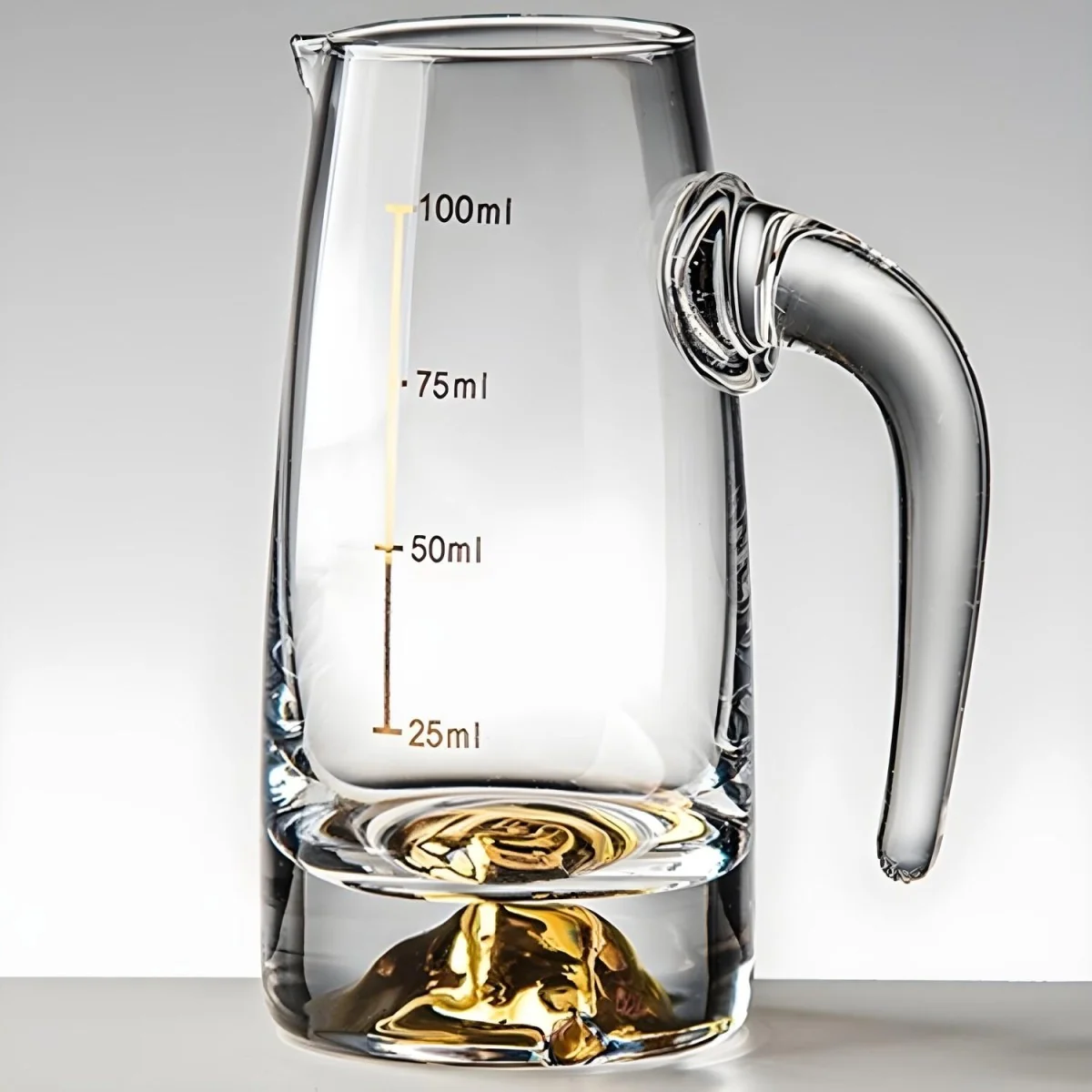 Krištáľový džbánik s odmerkou Zlatá/100ml