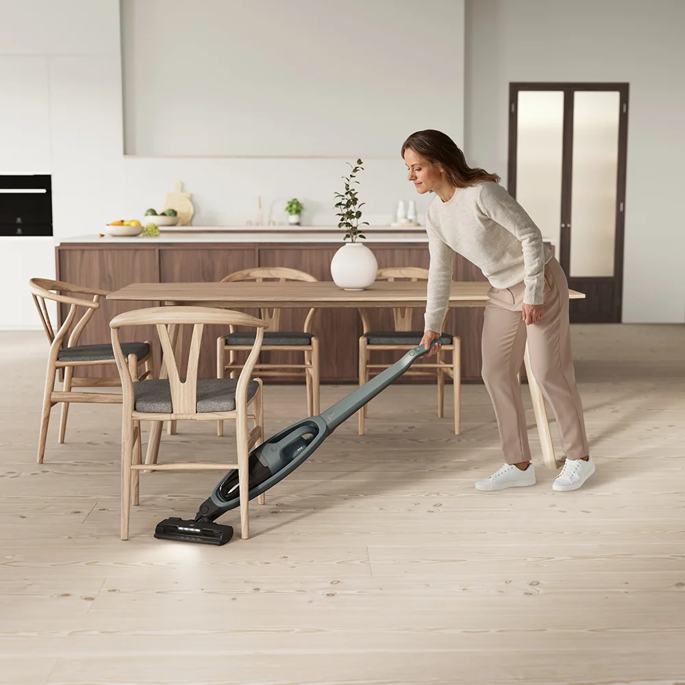 ELECTROLUX Tyčový vysávač ES52C212XN