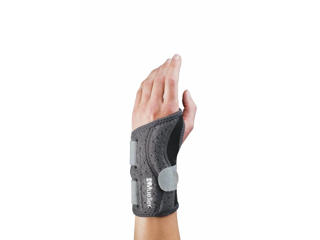 Mueller Adjust-to-Fit® Wrist Brace, ortéza na zápästie, ľavá 1×1 ks, ortéza na zápästie