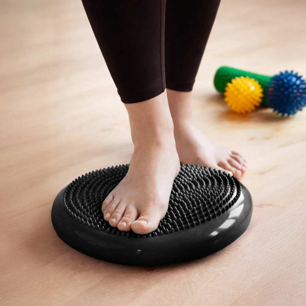 MG Sensory Cushion balančná podložka na cvičenie, čierna