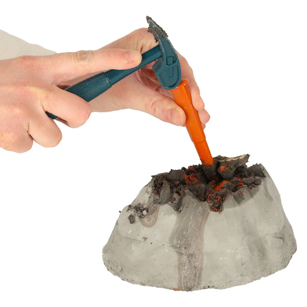 Sada sopka s dinosaurom – erupčný experiment a vykopávky