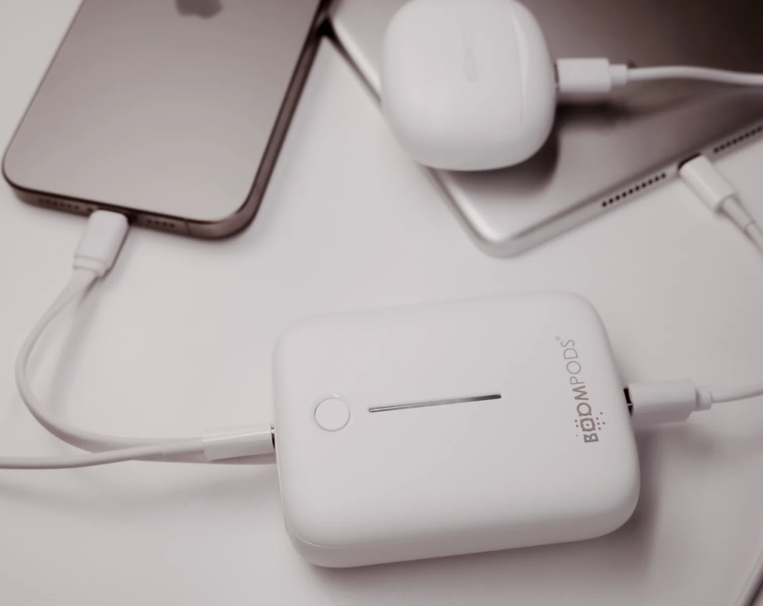 Powerbanka BOOMPODS Loop 10000mAh biela