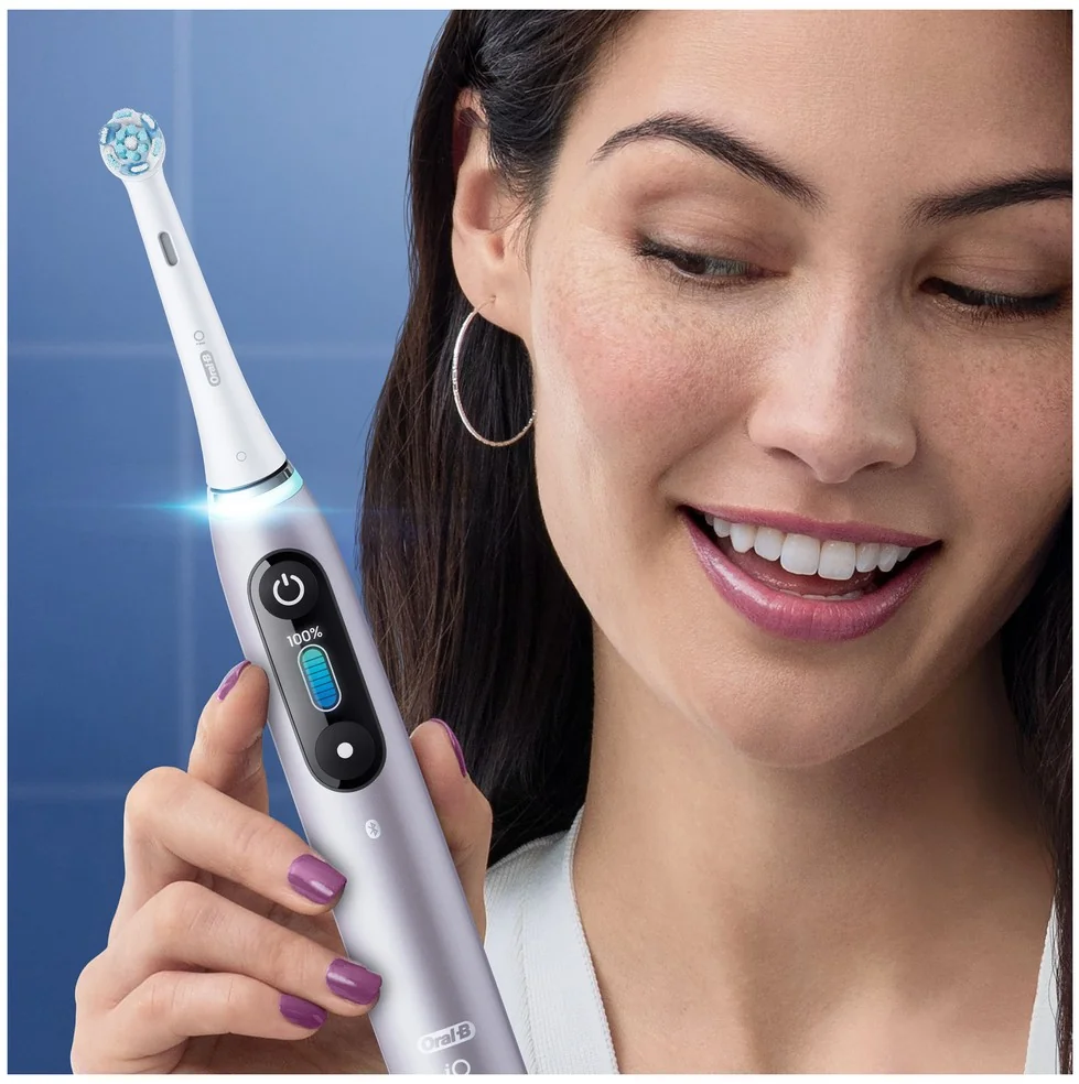 Oral B EK iO Series 9 Rose Quartz + držiak zubnej kefky + cestovné púzdro 1×1 set, elektroniícká zubná kefka