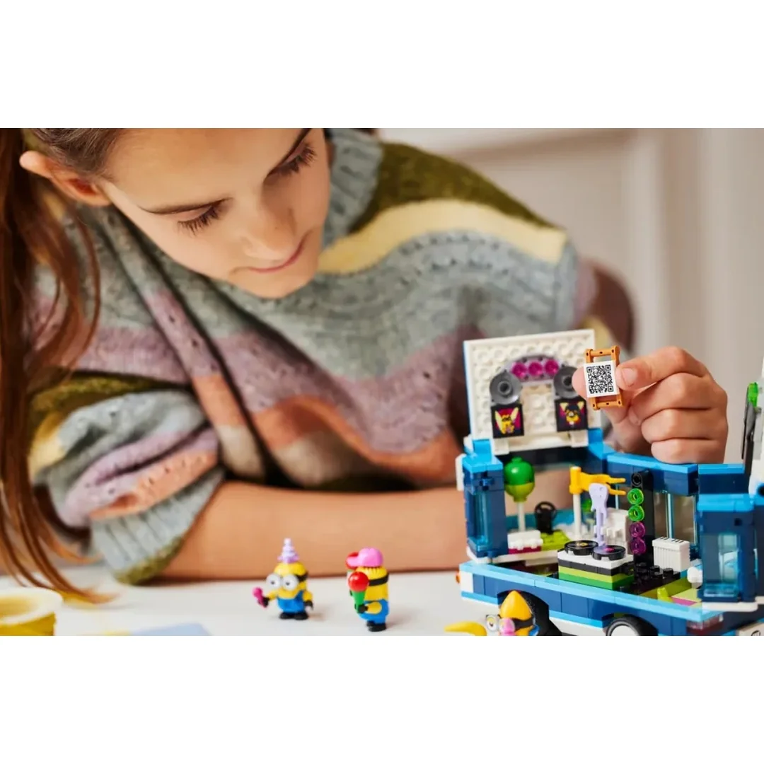 LEGO® Ja, zloduch 4 75581 Mimoni a ich hudobný párty autobus