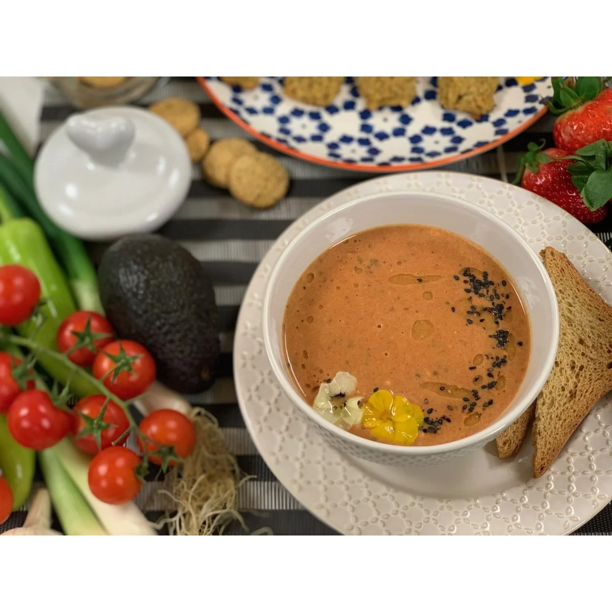Proteínová paradajková polievka s bazalkou Express Diet, 60 g