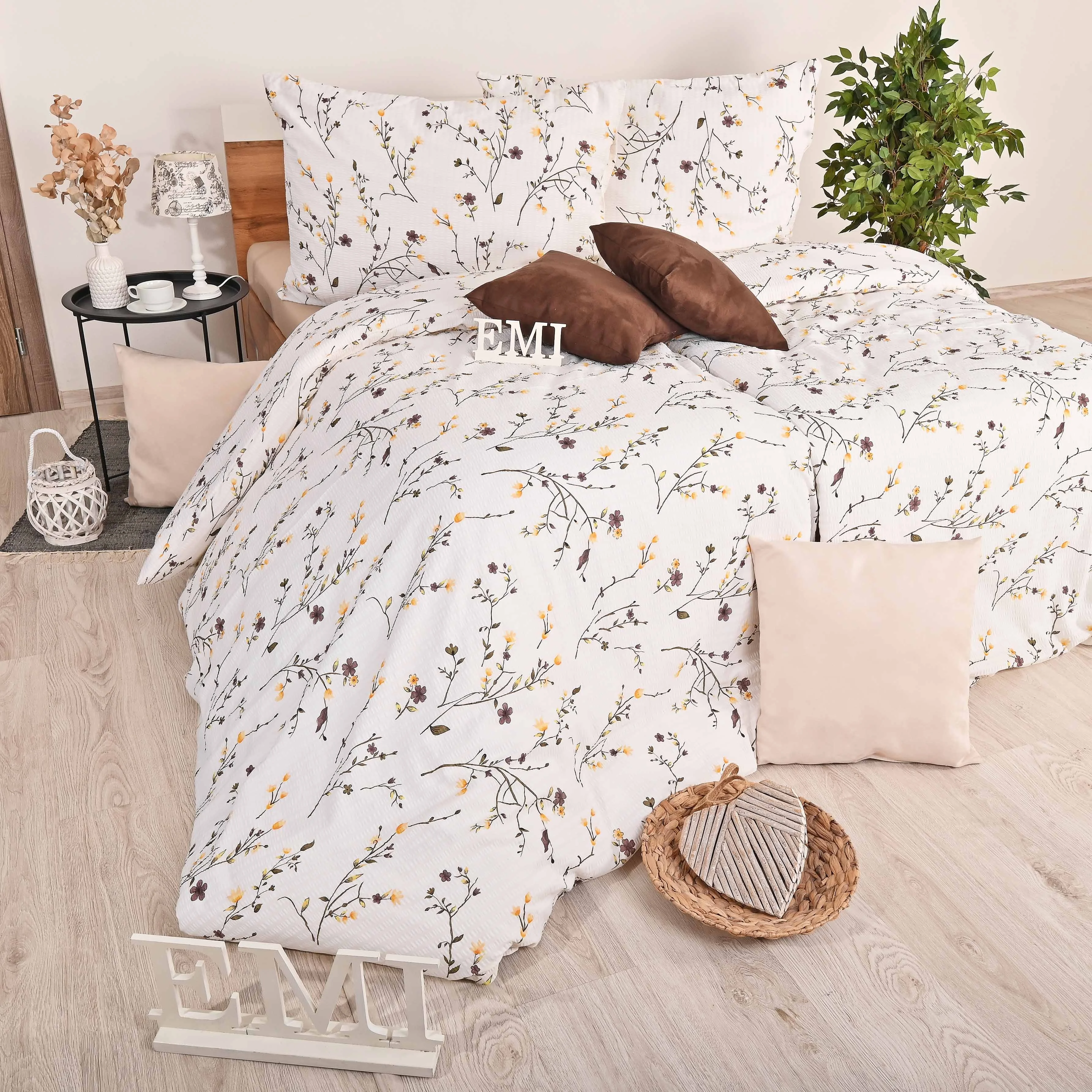 Obliečky krepové Carly EMI Štandardný set jednolôžko obsahuje 1x 140x200 + 1x 70x90