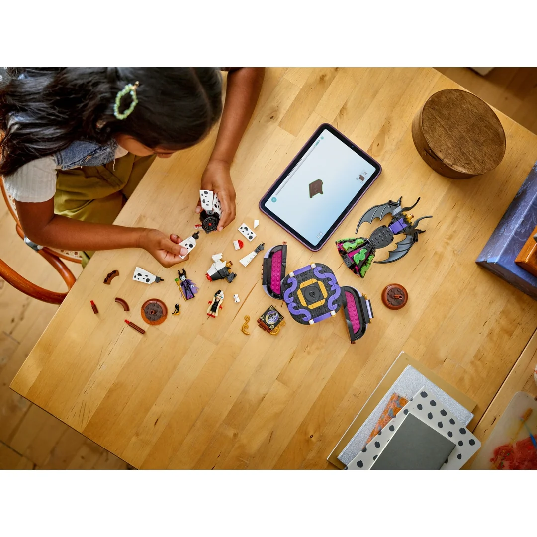 LEGO® Disney™ 43262 Šaty Zloriany a Cruelly De Vil