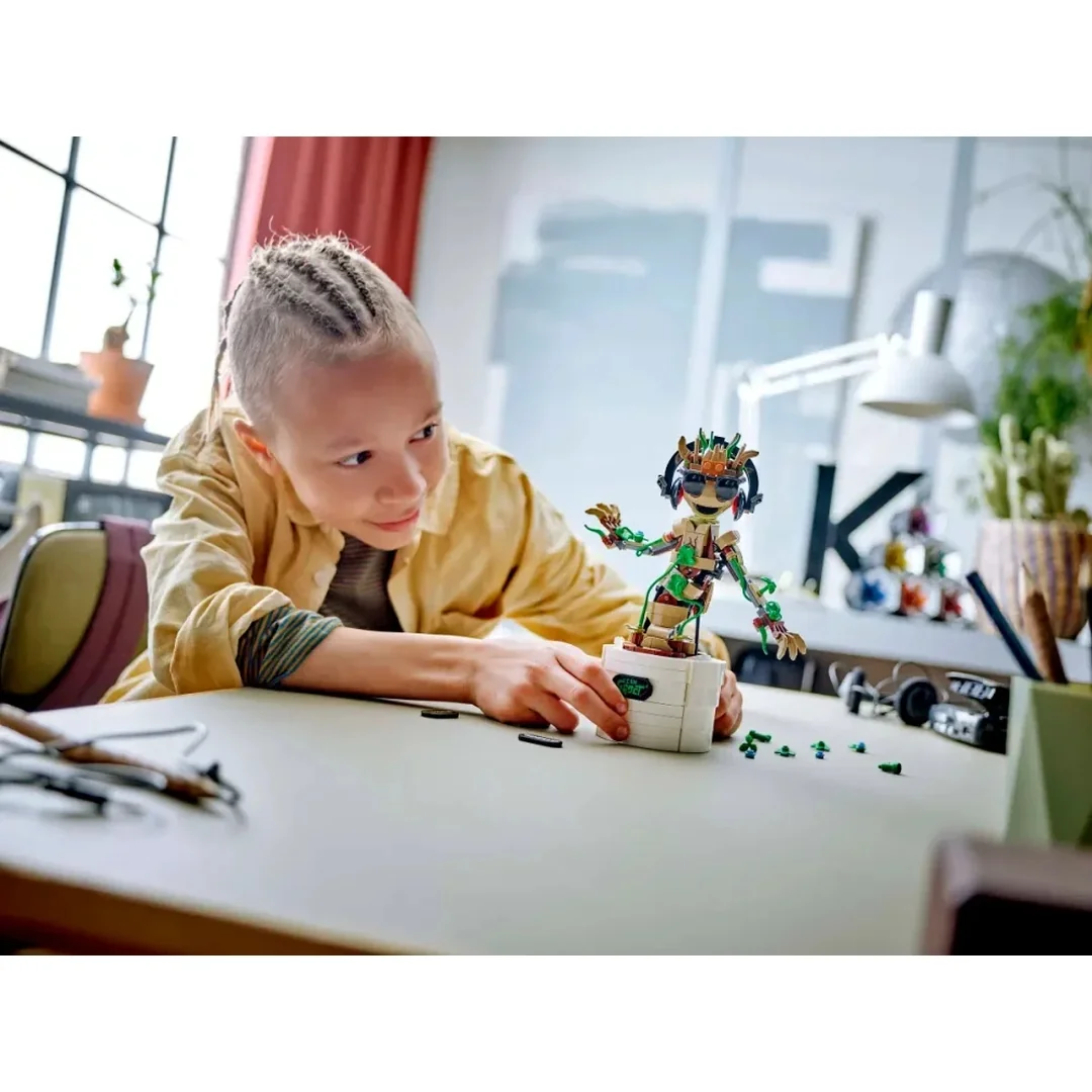 LEGO® Marvel 76297 Tancujúci Groot