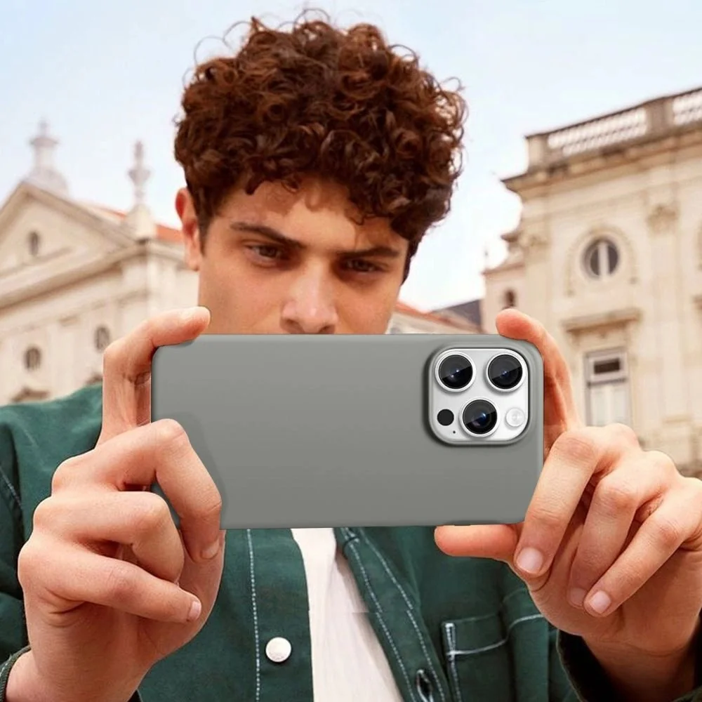 Tech-Protect Silicone MagSafe kryt na iPhone 17 Pro Max, šedý