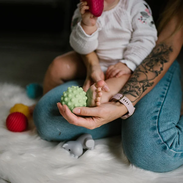 BABYONO Hračky senzorické 6 ks, 6m+ 1×6 ks, senzorické hračky