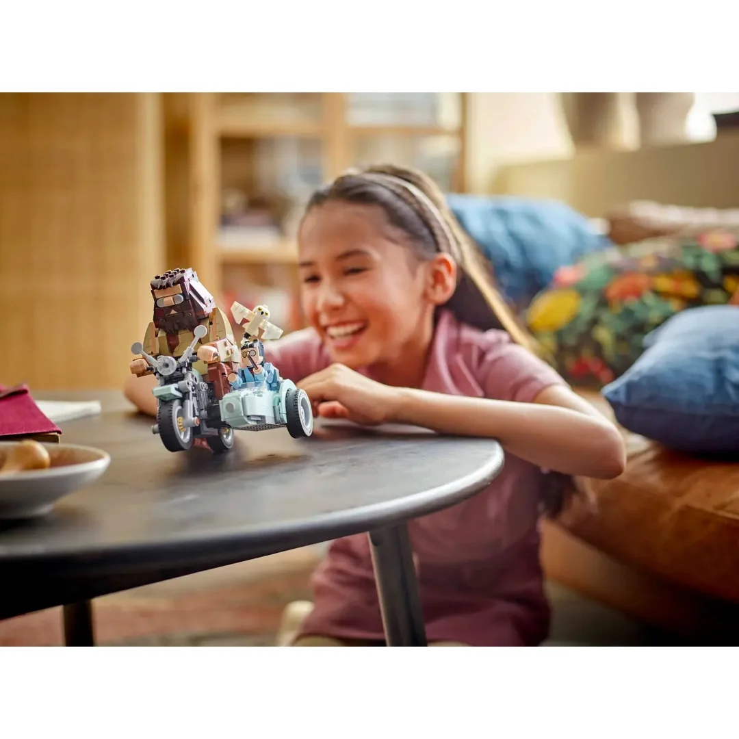 LEGO® Harry Potter™ 76443 Hagrid™ a Harry na motorke