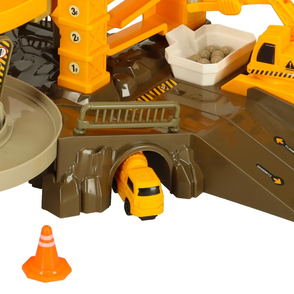 Viacúrovňová autodráha so žeriavom a elektrickým pohonom + 5 áut