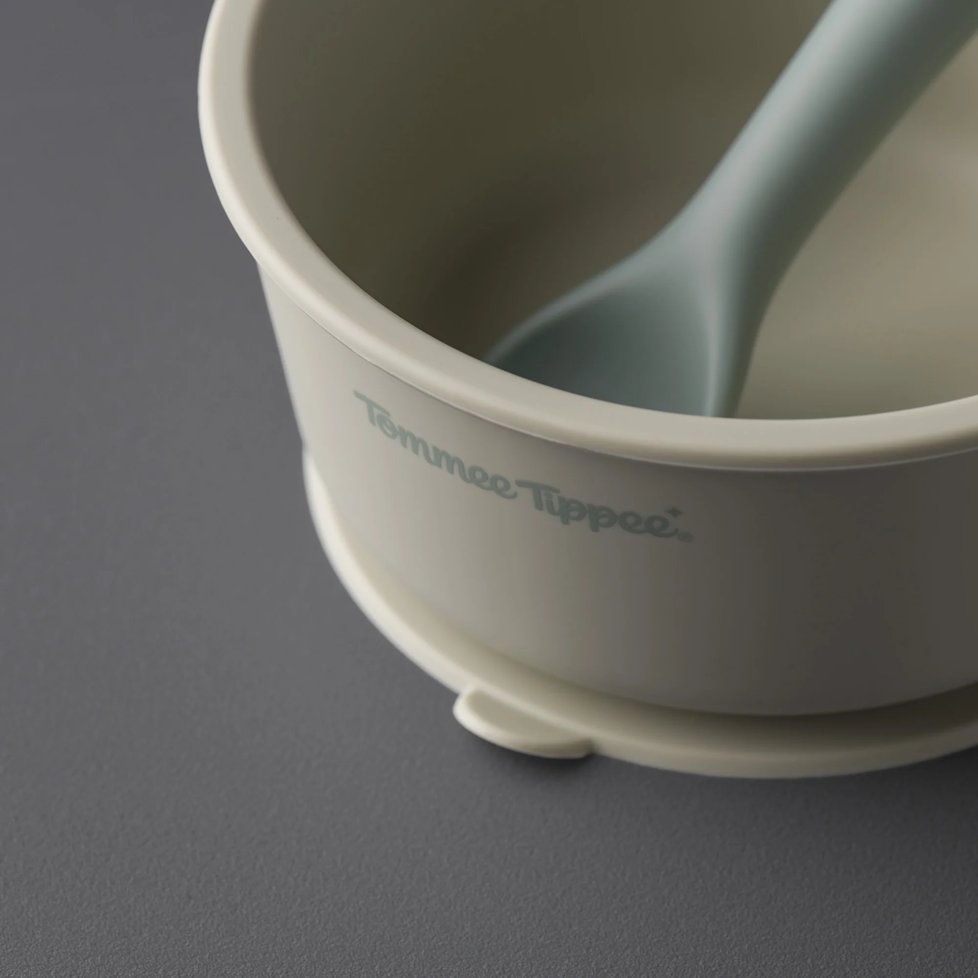 Tommee Tippee Silikón. miska s prísavkou a lyžičkou zelená 1 ks