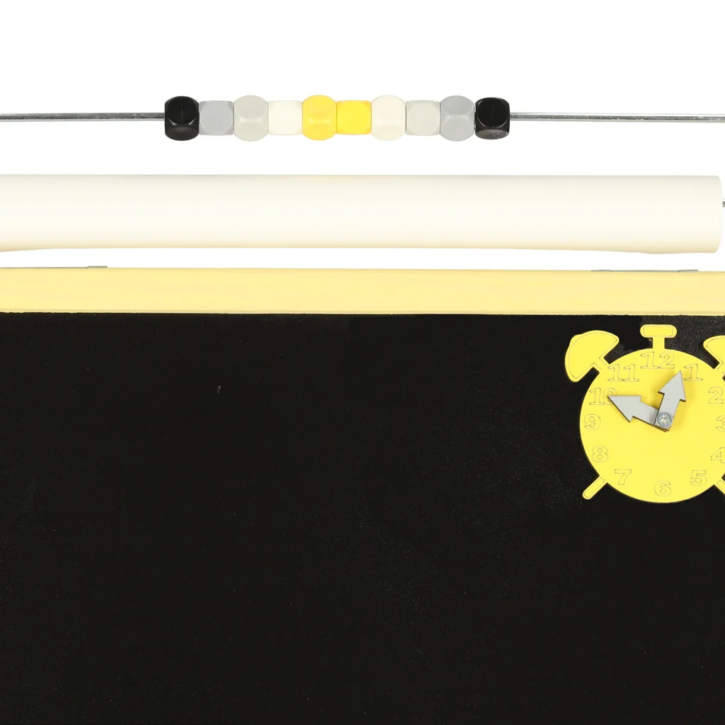 Drevená tabuľa 2v1 s počítadlom a rolkou papiera – 45 × 40 × 100 cm